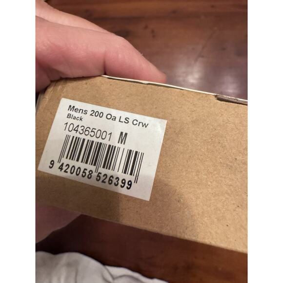 Icebreaker 100% Merino Wool 200 Oasis LS Crew Base Layer Top Mens Sz M NWT $105 - Picture 5 of 14